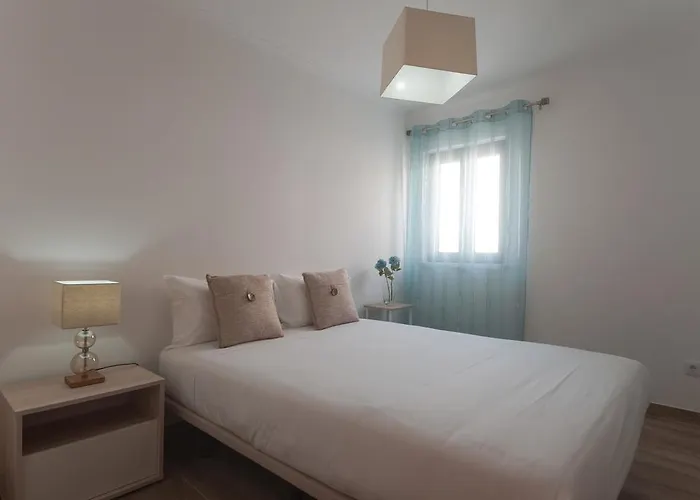 Nyaraló Westside House *